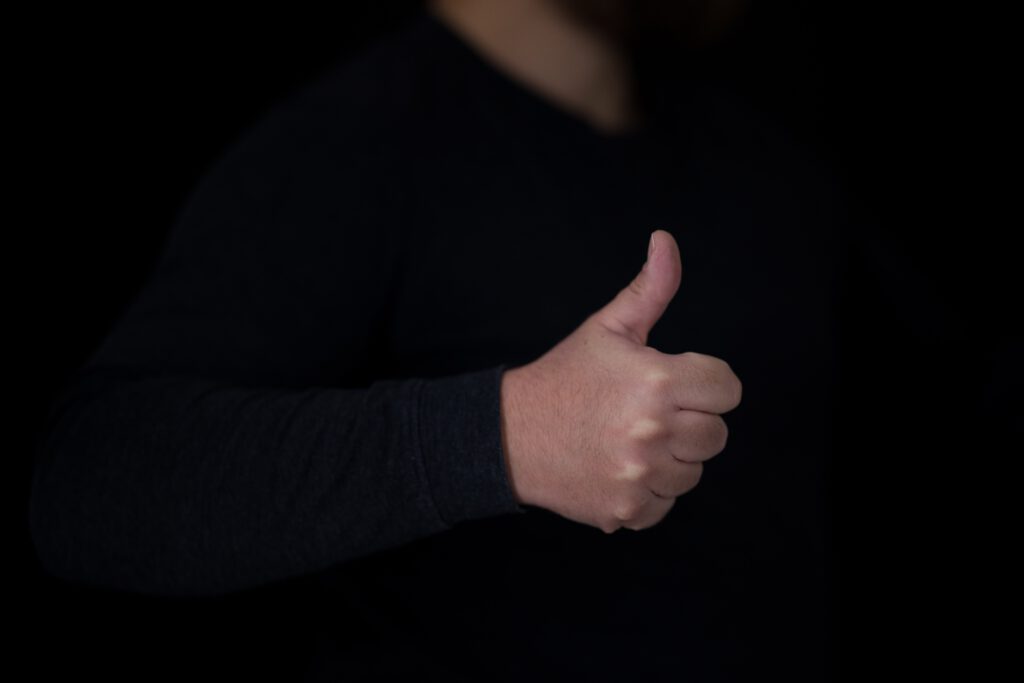 thumbs up